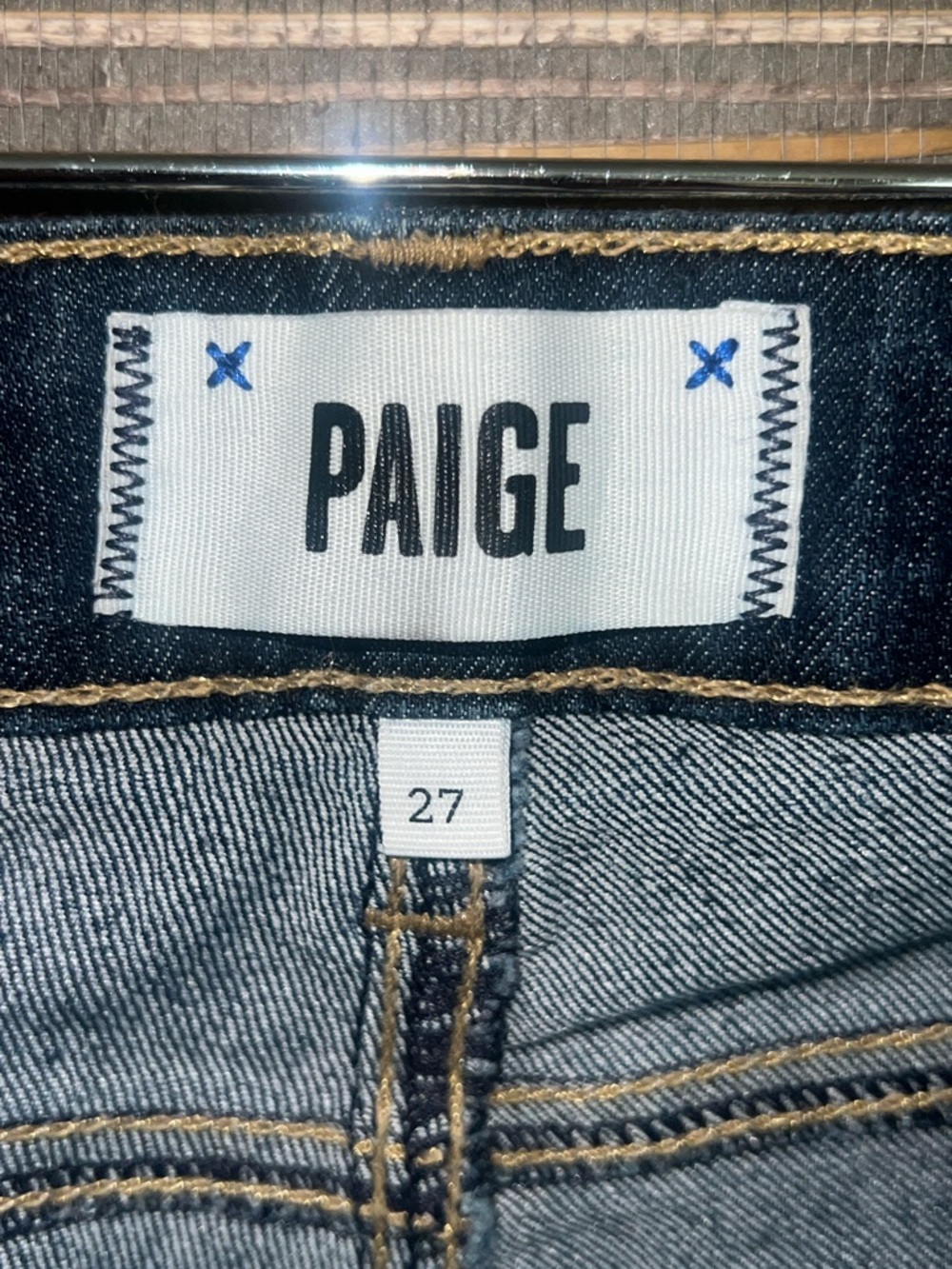 Paige Jeans Mercy Skinny Zipper
Ankle Size 27 - Picture 7 of 14